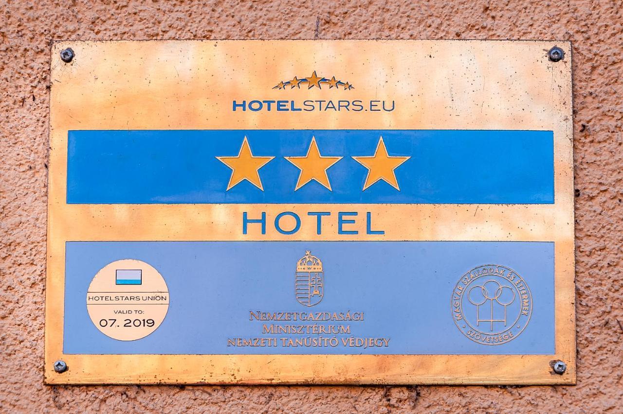 Bastya Hotel Makó Dış mekan fotoğraf